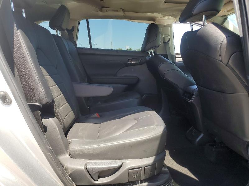 2024 Toyota Highlander Hybrid მანქანა იყიდება აუქციონზე, vin: 5TDKARAH0RS530607, აუქციონის ნომერი: 54208116