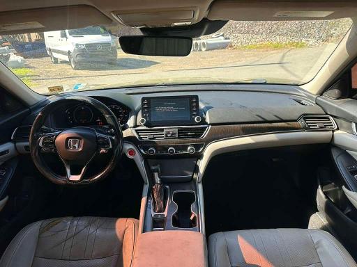 Продаж на аукціоні авто 2018 Honda Accord, vin: 1HGCV1F55JA114726, номер лоту: 53778206