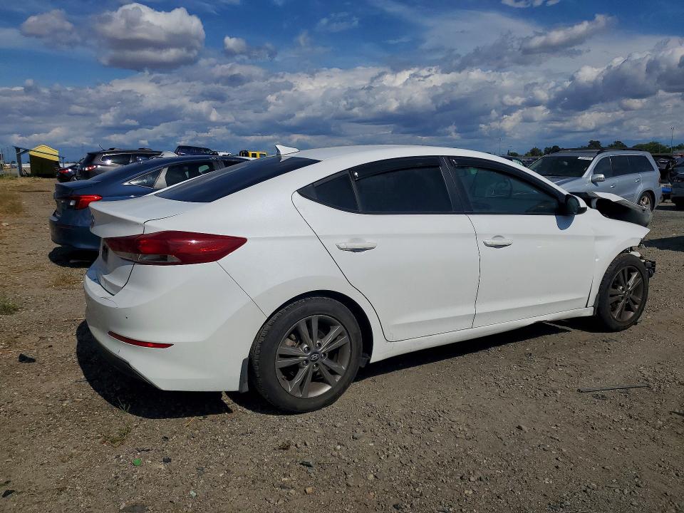 Продажа на аукционе авто 2018 Hyundai Elantra, vin: 5NPD84LF1JH272644, номер лота: 54733926