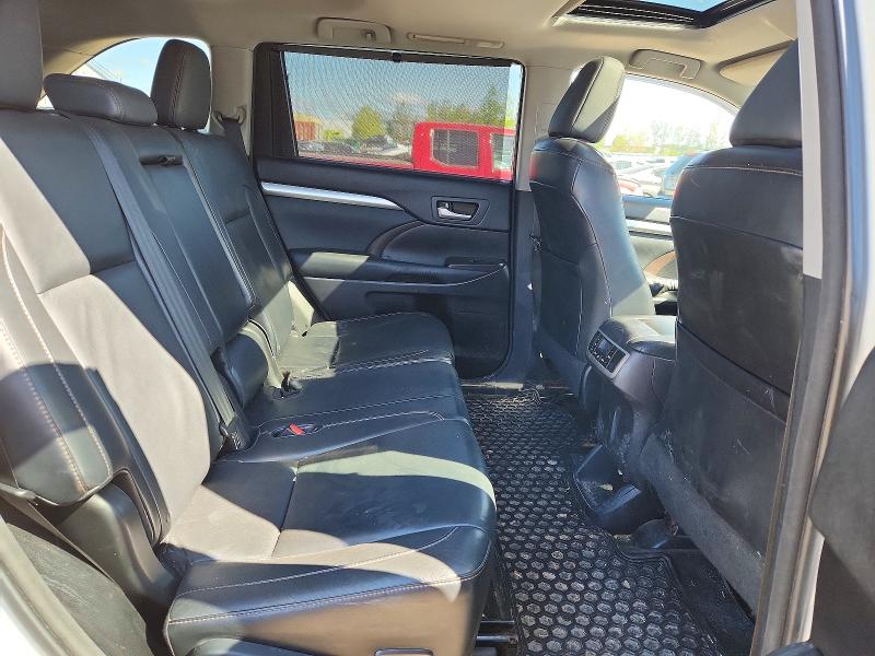 2015 Toyota Highlander მანქანა იყიდება აუქციონზე, vin: 5TDJKRFH4FS092395, აუქციონის ნომერი: 53591456