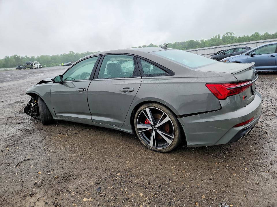 2022 Audi S6 მანქანა იყიდება აუქციონზე, vin: WAUFFBF2XNN020051, აუქციონის ნომერი: 54313586