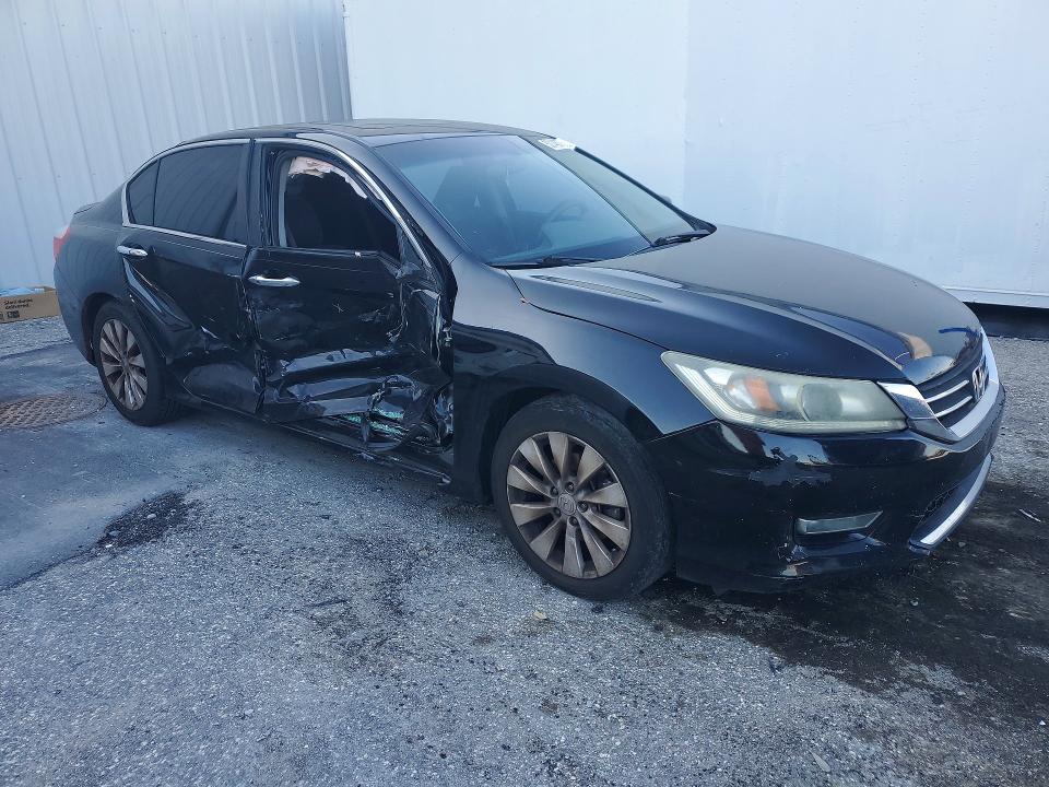 Продажа на аукционе авто 2013 Honda Accord, vin: 1HGCR2F72DA010985, номер лота: 52148076
