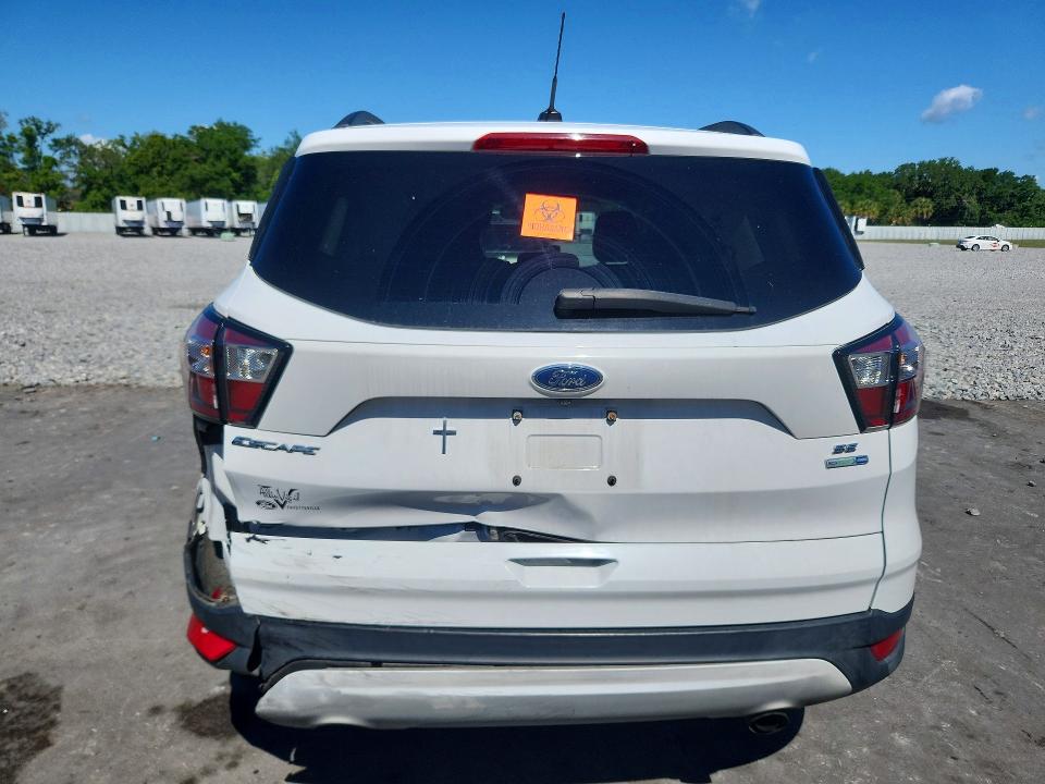 53595876 :رقم المزاد ، 1FMCU9GD2JUB87116 vin ، 2018 Ford Escape مزاد بيع