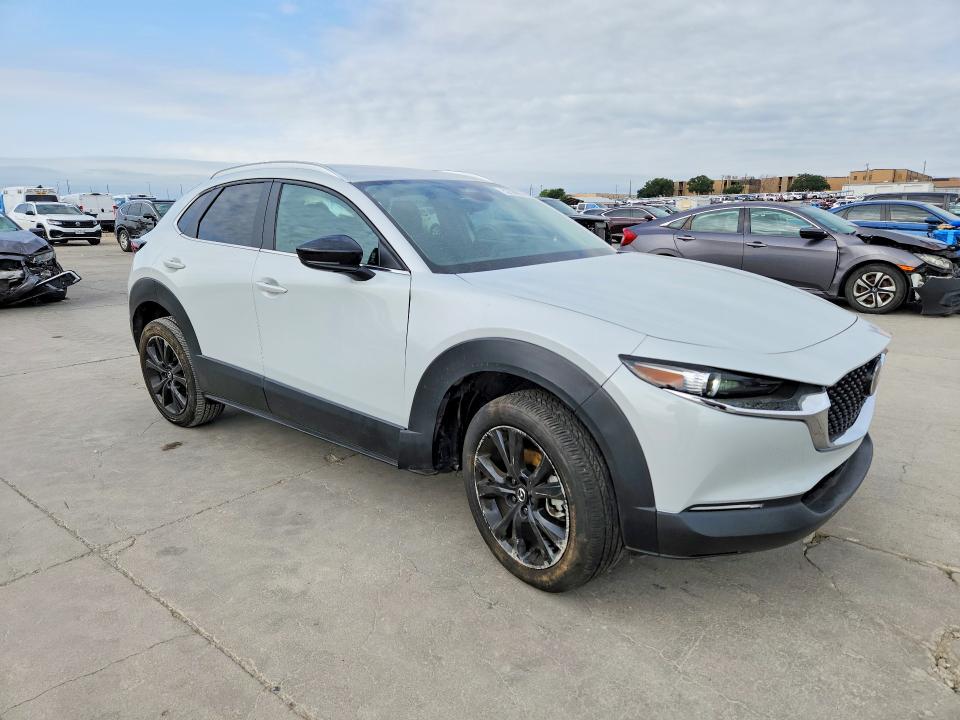2024 Mazda Cx-30 მანქანა იყიდება აუქციონზე, vin: 3MVDMBBM4RM701778, აუქციონის ნომერი: 52706096