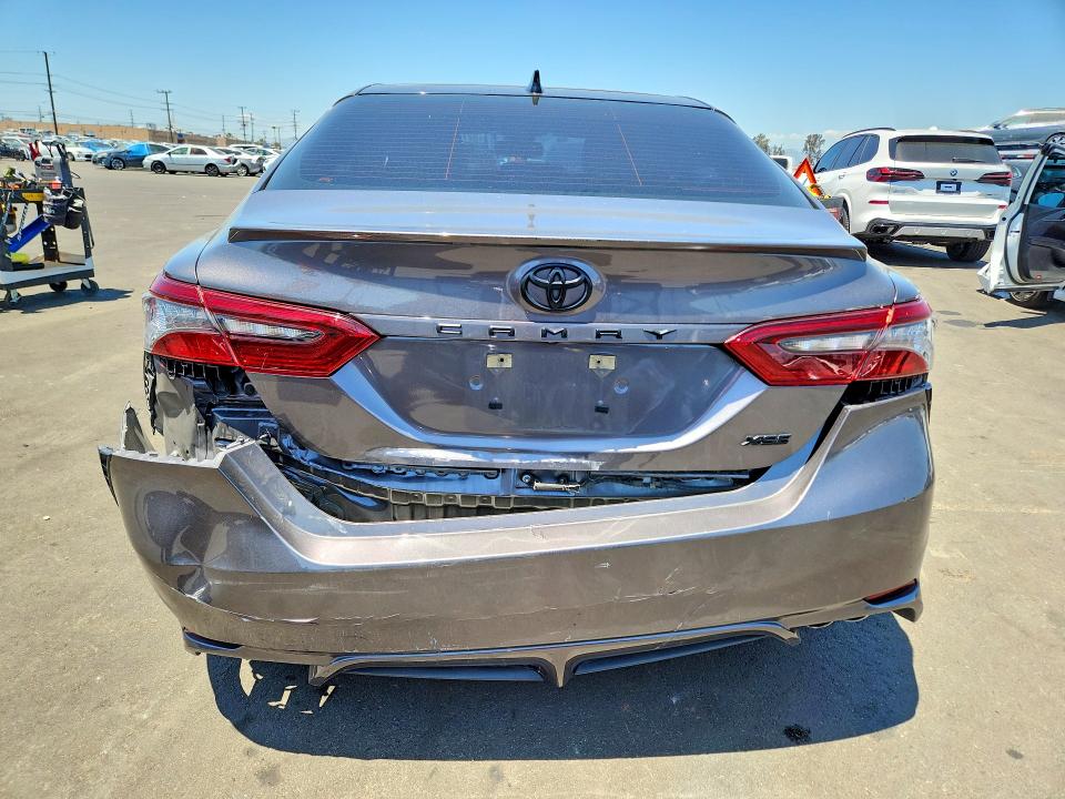 2021 Toyota Camry მანქანა იყიდება აუქციონზე, vin: 4T1K61AK8MU593162, აუქციონის ნომერი: 52780436