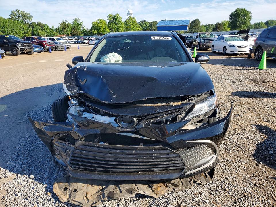 Продаж на аукціоні авто 2022 Toyota Camry, vin: 4T1C11AK0NU499975, номер лоту: 51770236