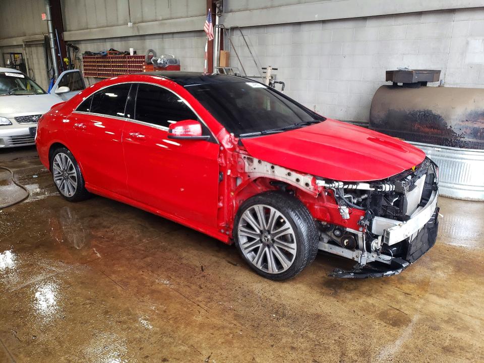 54426076 :رقم المزاد ، WDDSJ4GB6KN698971 vin ، 2019 Mercedes-benz Cla مزاد بيع