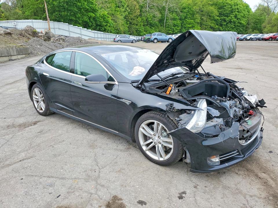 2013 Tesla Model S მანქანა იყიდება აუქციონზე, vin: 5YJSA1CN6DFP26603, აუქციონის ნომერი: 53471556