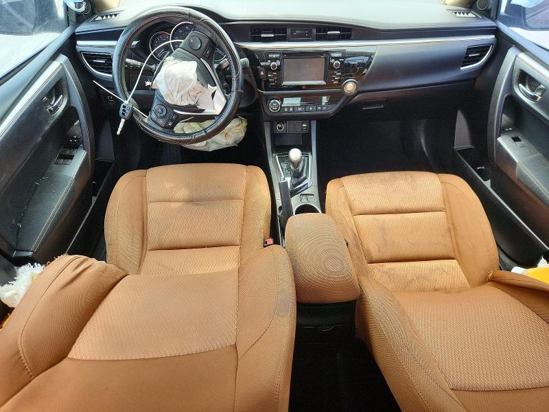 52923986 :رقم المزاد ، 5YFBURHE0FP320015 vin ، 2015 Toyota Corolla مزاد بيع
