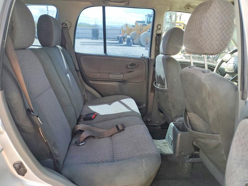 51693206 :رقم المزاد ، 2CNBJ13C0Y6939603 vin ، 2000 Chevrolet Tracker مزاد بيع
