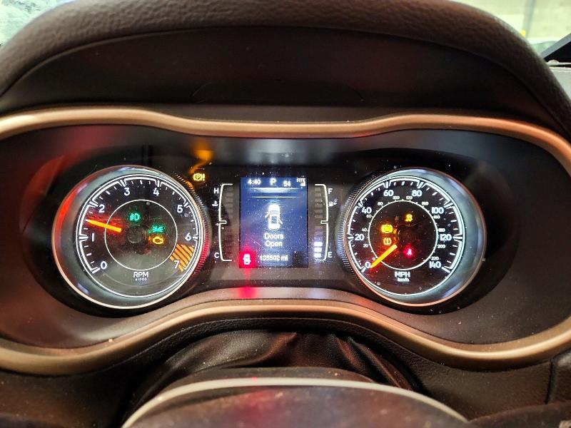 52647946 :رقم المزاد ، 1C4PJLCB9FW507995 vin ، 2015 Jeep Cherokee مزاد بيع