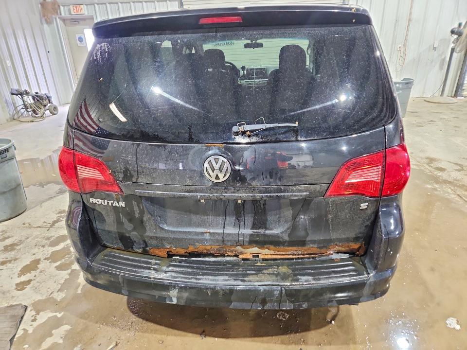 53419156 :رقم المزاد ، 2C4RVAAG4CR136118 vin ، 2012 Volkswagen Routan مزاد بيع