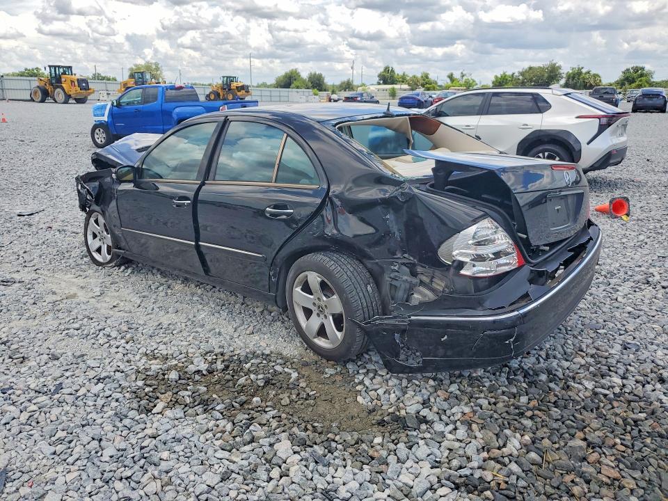 Продажа на аукционе авто 2004 Mercedes-benz E, vin: WDBUF65JX4A422652, номер лота: 54105206