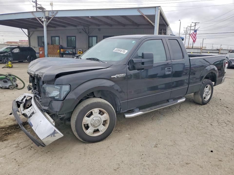 53584576 :رقم المزاد ، 1FTEX1C89AKB70436 vin ، 2010 Ford F150 مزاد بيع