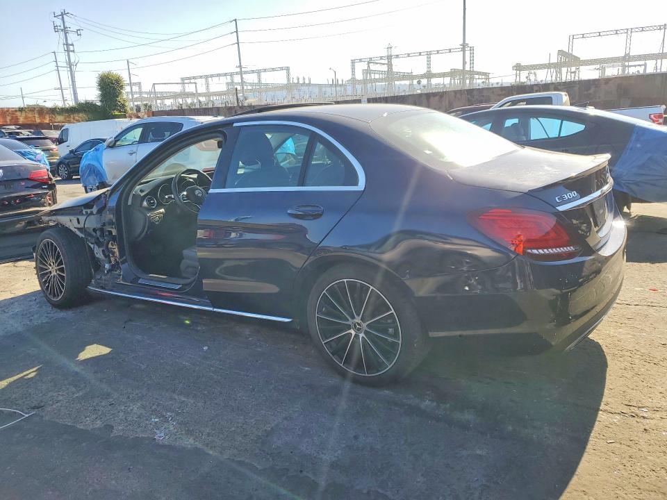 52951856 :رقم المزاد ، 55SWF8DB8KU302240 vin ، 2019 Mercedes-benz C مزاد بيع