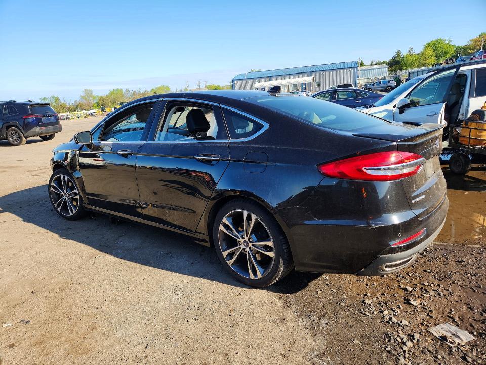 51865426 :رقم المزاد ، 3FA6P0D92LR193275 vin ، 2020 Ford Fusion مزاد بيع