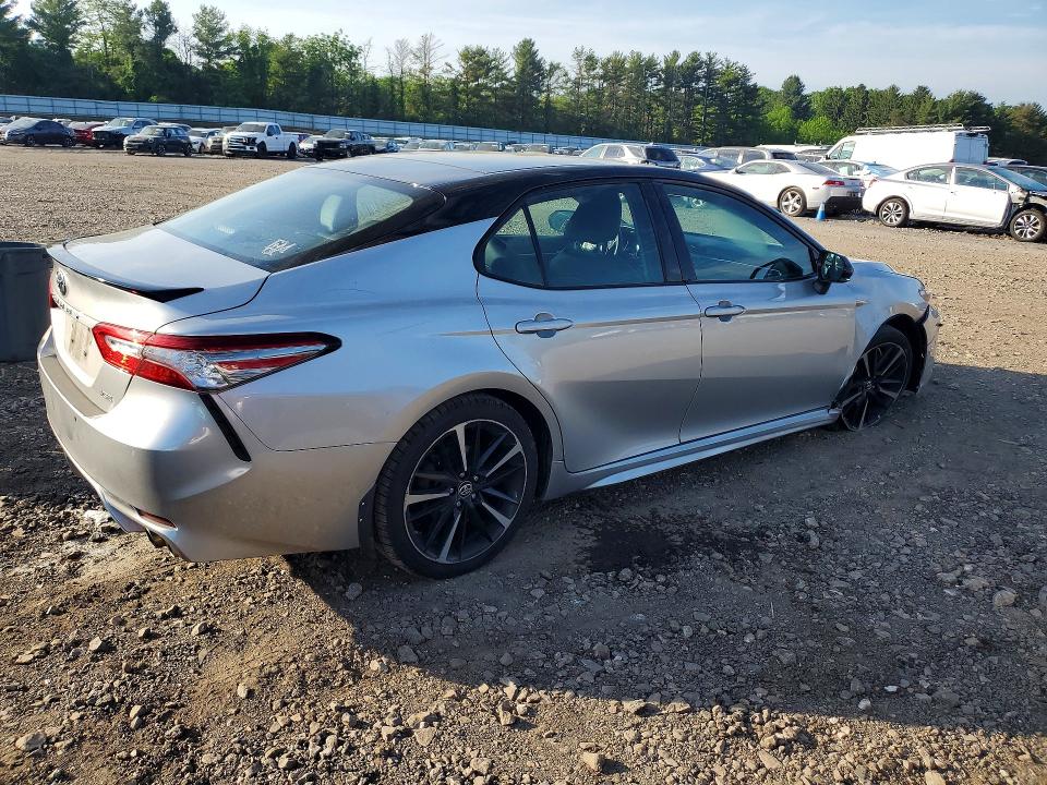 2018 Toyota Camry მანქანა იყიდება აუქციონზე, vin: 4T1B61HK6JU120409, აუქციონის ნომერი: 54213166