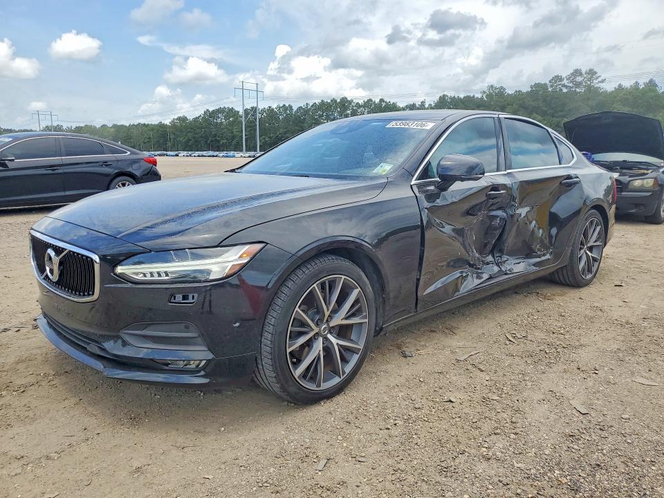Продажа на аукционе авто 2018 Volvo S90, vin: LVY982MK6JP038874, номер лота: 53983106