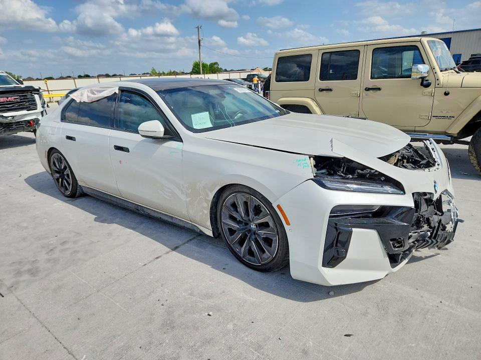 53992716 :رقم المزاد ، WBY53EJ07PCL81006 vin ، 2023 Bmw I7 مزاد بيع