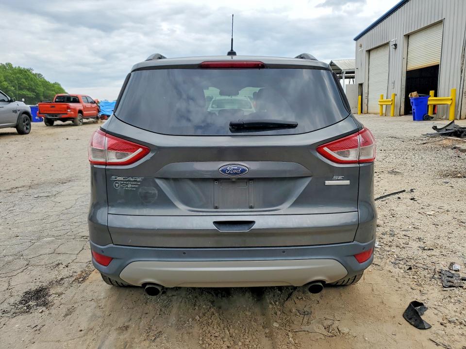 53045606 :رقم المزاد ، 1FMCU0GXXGUA88722 vin ، 2016 Ford Escape مزاد بيع