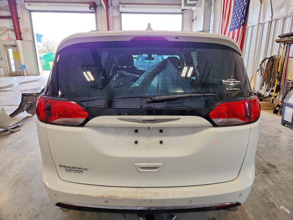 Продаж на аукціоні авто 2020 Chrysler Pacifica, vin: 2C4RC1BG7LR271663, номер лоту: 52999416