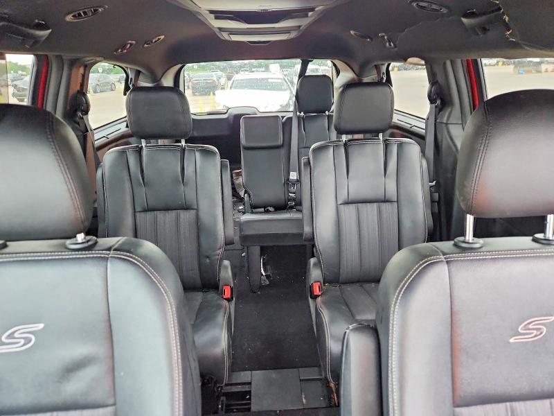 52075616 :رقم المزاد ، 2C4RC1HG2FR731310 vin ، 2015 Chrysler Town & Country مزاد بيع