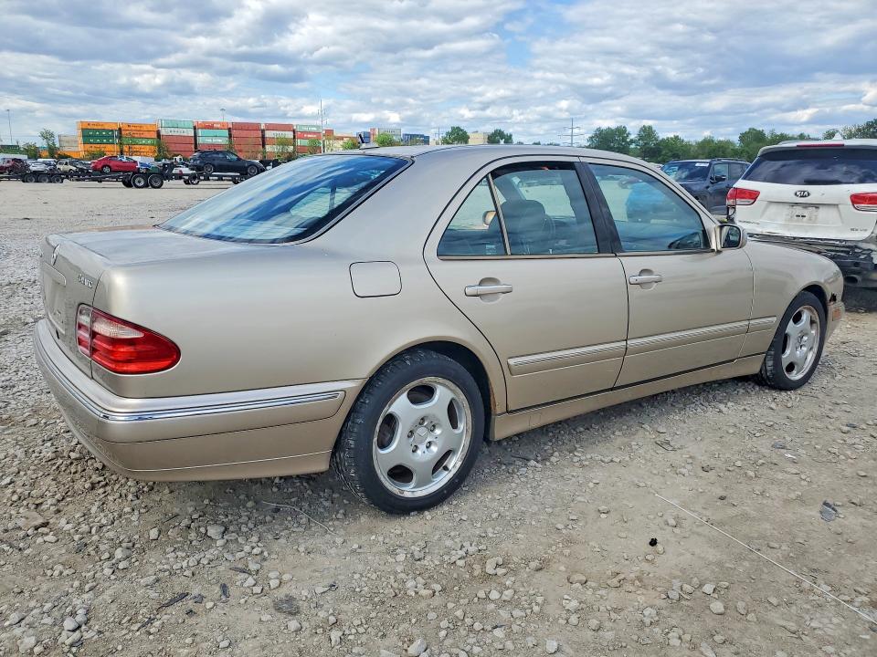 2002 Mercedes-benz E მანქანა იყიდება აუქციონზე, vin: WDBJF83J72X068911, აუქციონის ნომერი: 53769986