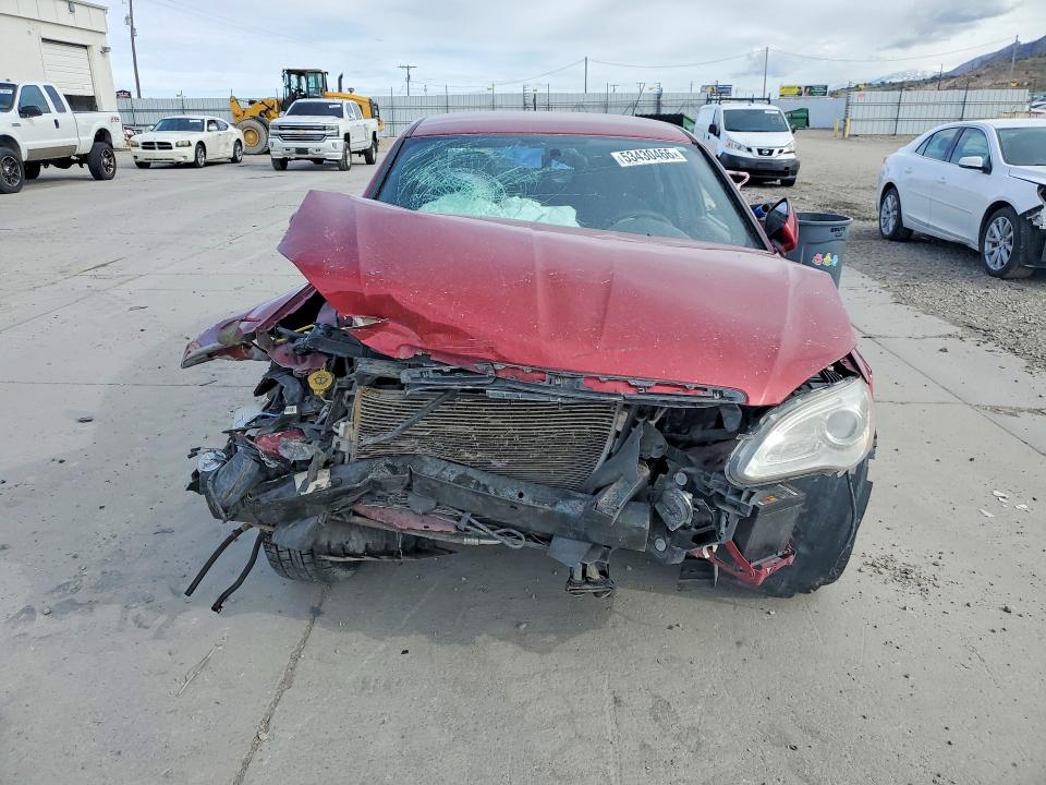 53430466 :رقم المزاد ، 1C3CCBAB7DN646598 vin ، 2013 Chrysler 200 مزاد بيع