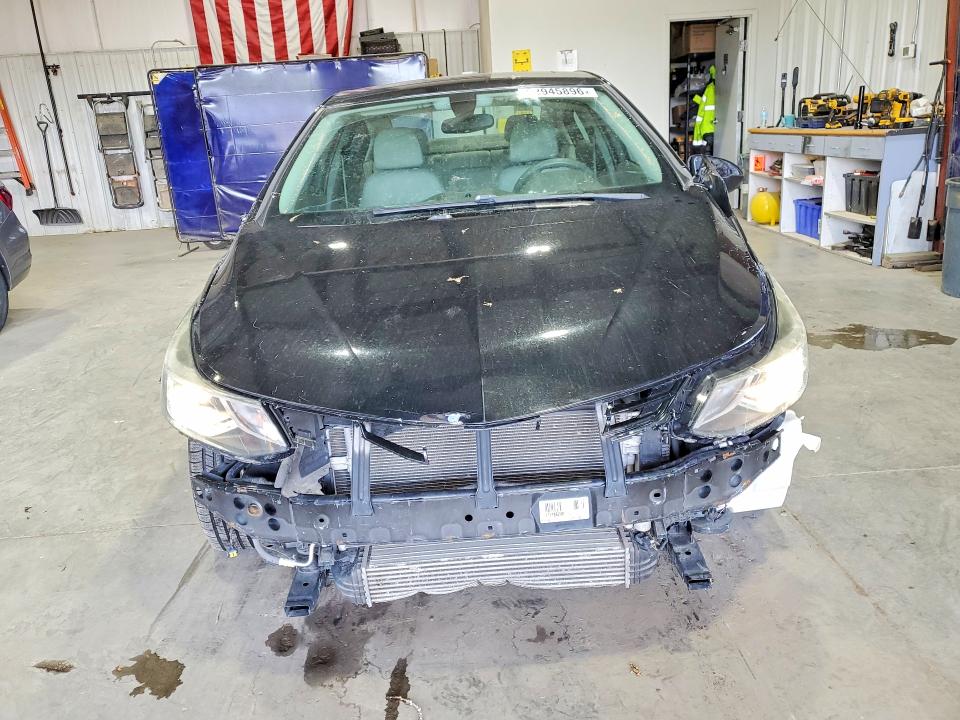 Продажа на аукционе авто 2017 Chevrolet Cruze, vin: 1G1BE5SM6H7187487, номер лота: 52945896