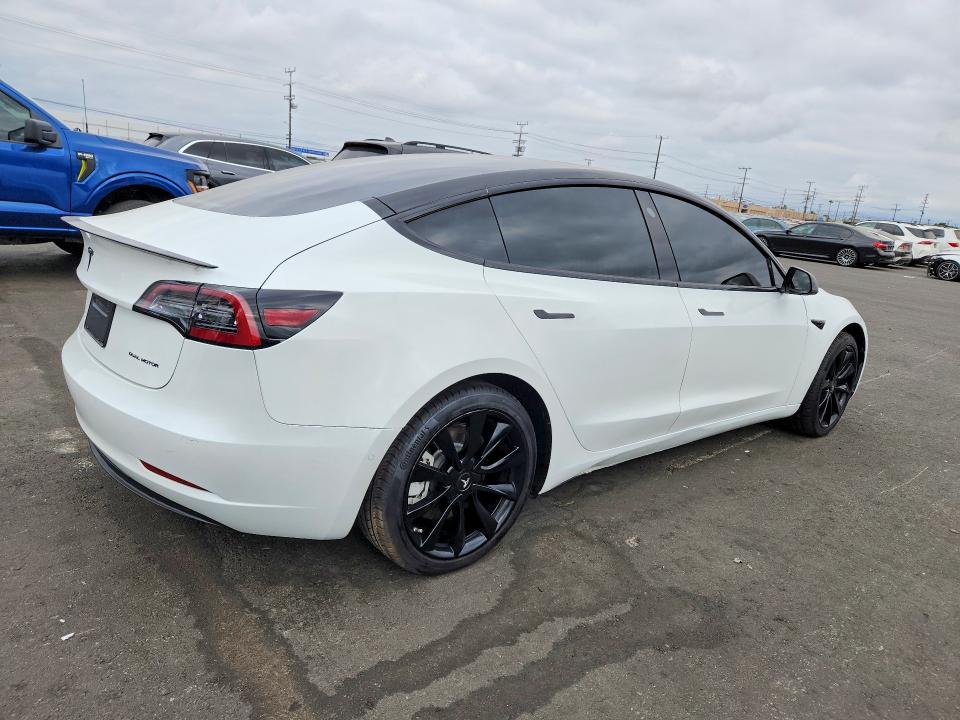 54338976 :رقم المزاد ، 5YJ3E1EB6KF421904 vin ، 2019 Tesla Model 3 مزاد بيع