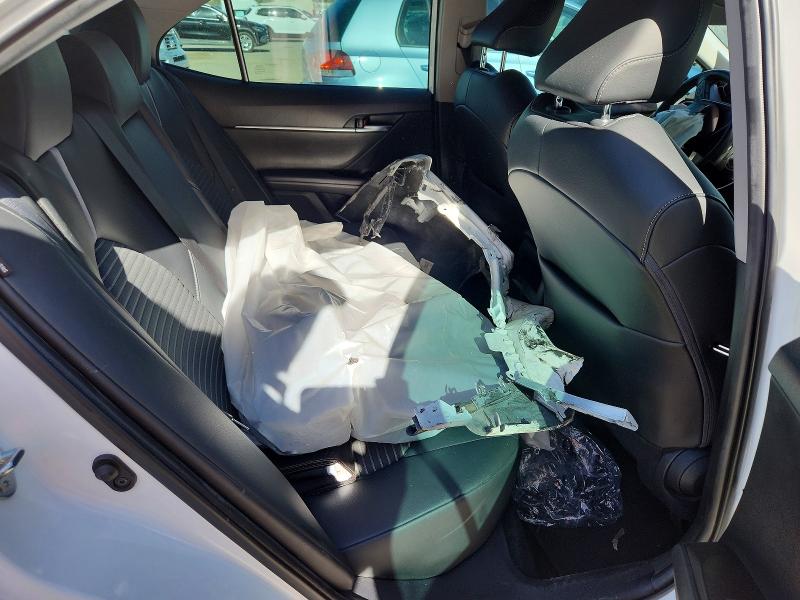 Продажа на аукционе авто 2022 Toyota Camry, vin: 4T1G11AK4NU647577, номер лота: 54282316