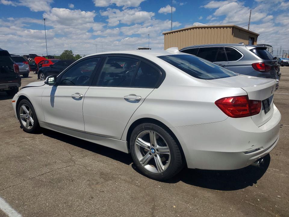 53274796 :رقم المزاد ، WBA3A5G53FNS84368 vin ، 2015 Bmw 328 مزاد بيع