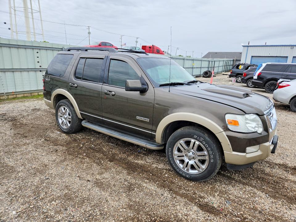 Продажа на аукционе авто 2008 Ford Explorer, vin: 1FMEU74E68UA79554, номер лота: 52509926