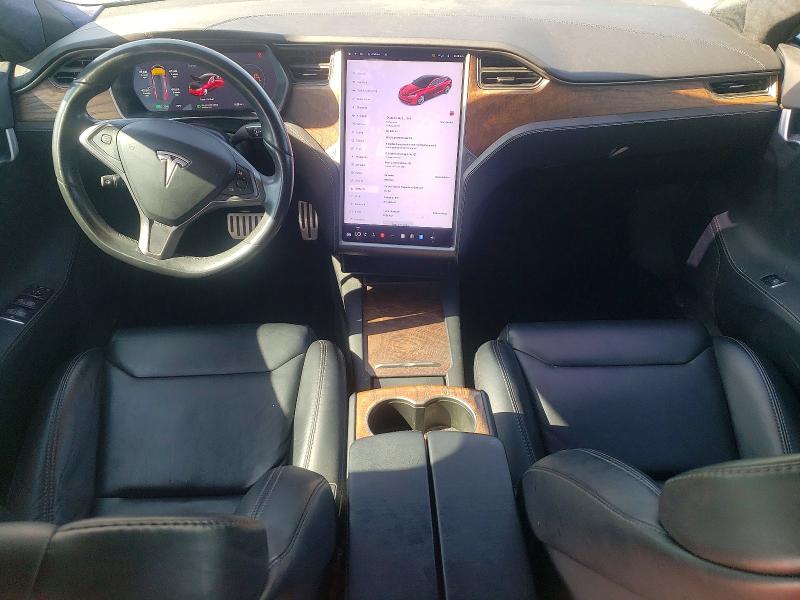 53329946 :رقم المزاد ، 5YJSA1E46KF332729 vin ، 2019 Tesla Model S مزاد بيع