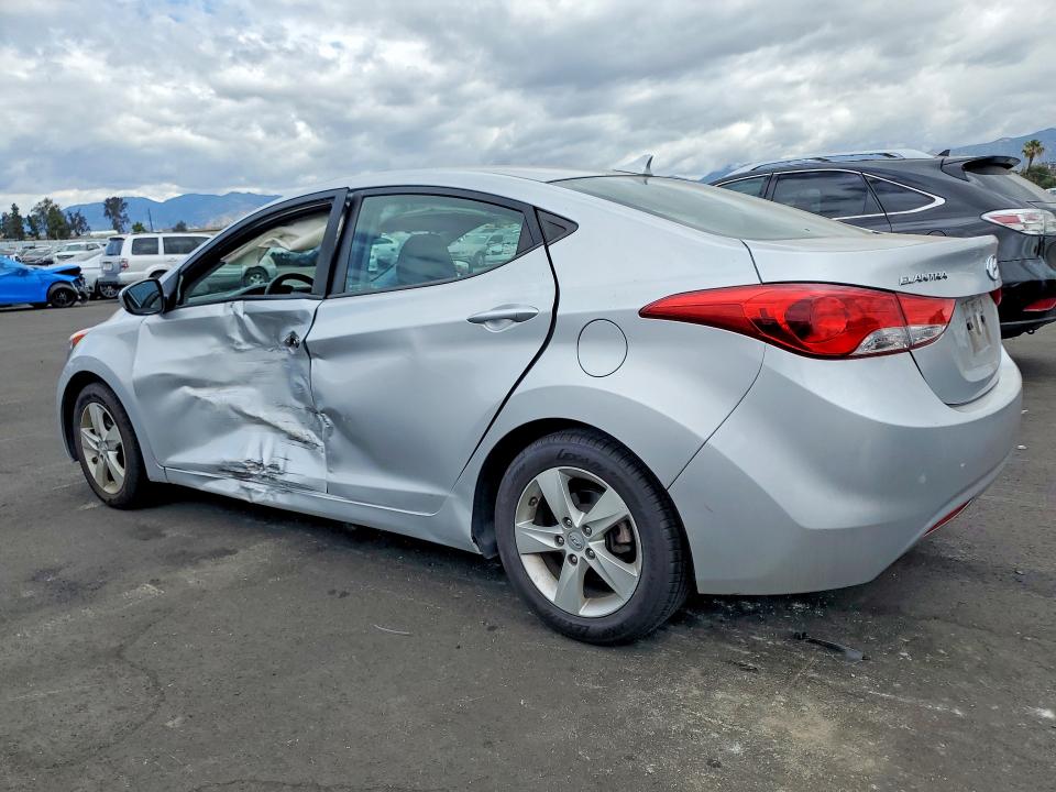 Продаж на аукціоні авто 2013 Hyundai Elantra, vin: KMHDH4AE7DU586413, номер лоту: 52481386