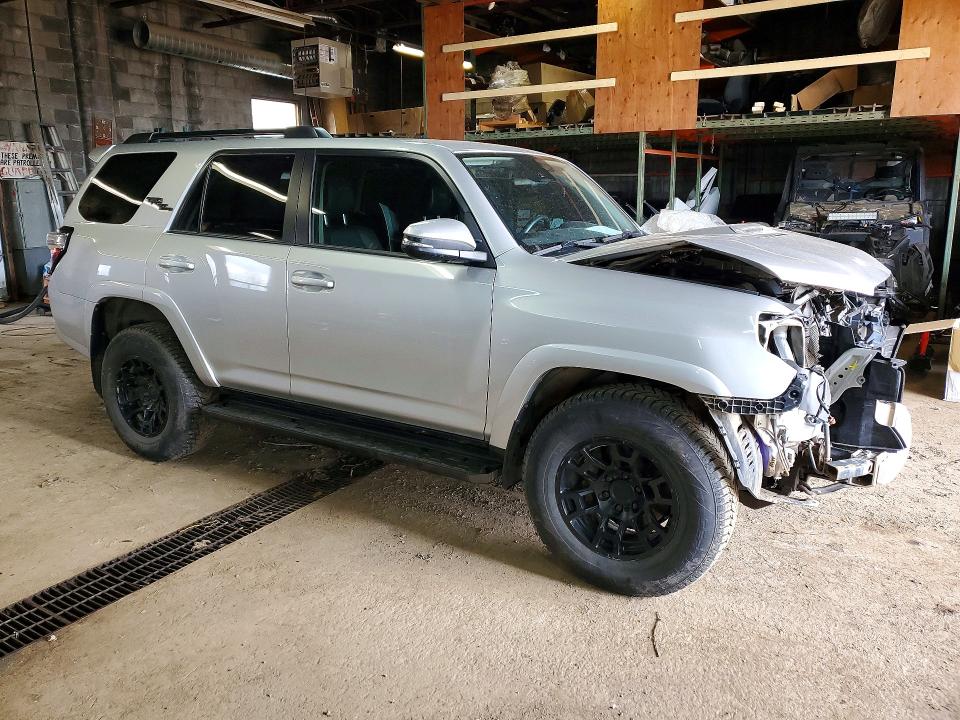 Продажа на аукционе авто 2021 Toyota 4runner, vin: JTERU5JR3M5948628, номер лота: 51584736