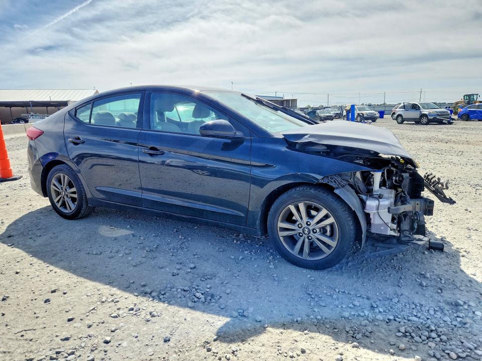 55035446 :رقم المزاد ، 5NPD84LF8HH158795 vin ، 2017 Hyundai Elantra مزاد بيع