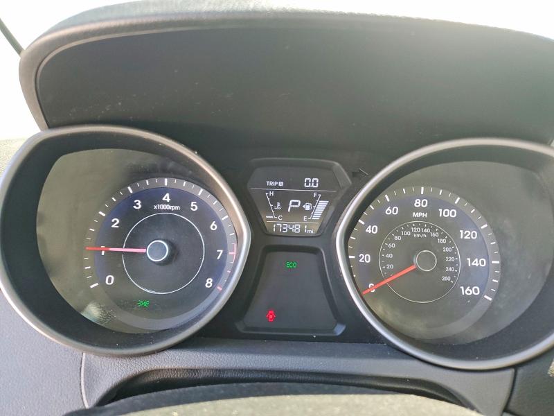 52900556 :رقم المزاد ، 5NPDH4AE9FH603780 vin ، 2015 Hyundai Elantra مزاد بيع