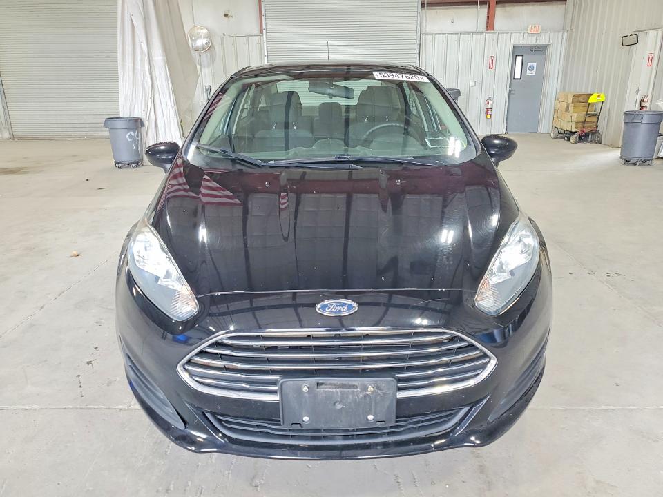 53947526 :رقم المزاد ، 3FADP4BJ3JM131499 vin ، 2018 Ford Fiesta مزاد بيع