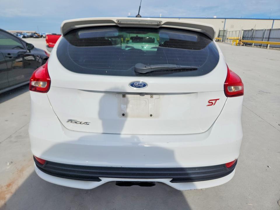 Продажа на аукционе авто 2017 Ford Focus, vin: 1FADP3L99HL292661, номер лота: 55803086