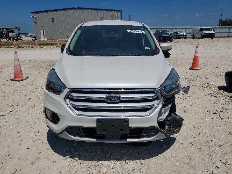 2019 Ford Escape მანქანა იყიდება აუქციონზე, vin: 1FMCU0GD2KUA04634, აუქციონის ნომერი: 52934216