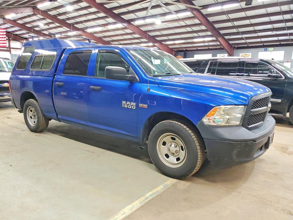 53335286 :رقم المزاد ، 1C6RR7ST3JS122667 vin ، 2018 Ram 1500 مزاد بيع