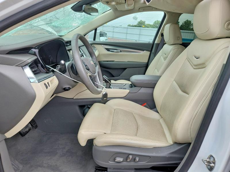 53664706 :رقم المزاد ، 1GYKNBRS2HZ249590 vin ، 2017 Cadillac Xt5 مزاد بيع