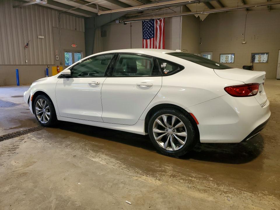 54945046 :رقم المزاد ، 1C3CCCDG6FN556861 vin ، 2015 Chrysler 200 مزاد بيع