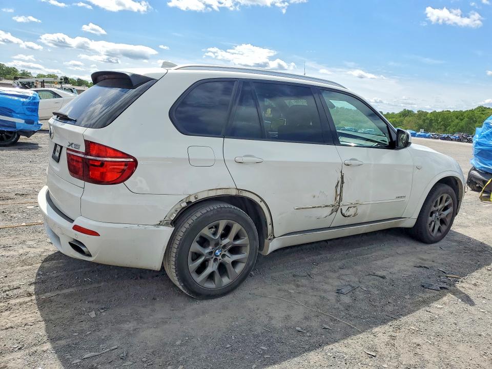 53512706 :رقم المزاد ، 5UXZV4C53D0E03002 vin ، 2013 Bmw X5 مزاد بيع