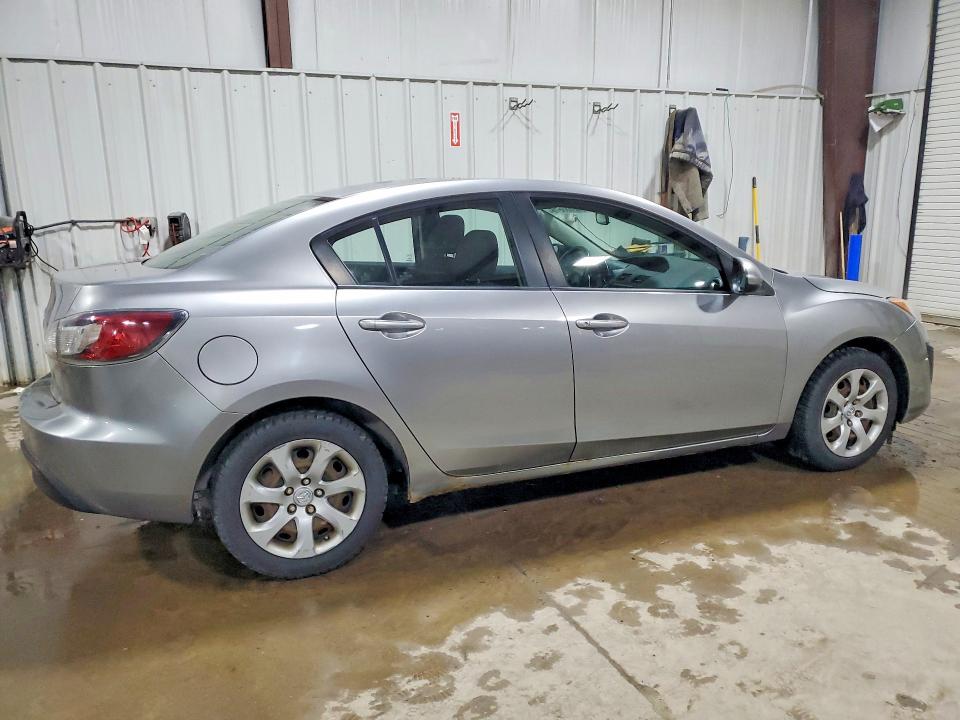 Продажа на аукционе авто 2011 Mazda 3, vin: JM1BL1UG2B1438447, номер лота: 52688616