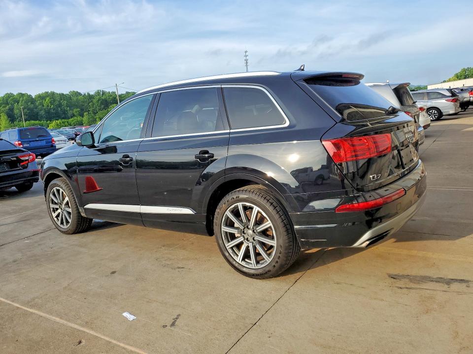 Продажа на аукционе авто 2017 Audi Q7, vin: WA1VAAF7XHD030375, номер лота: 55084186