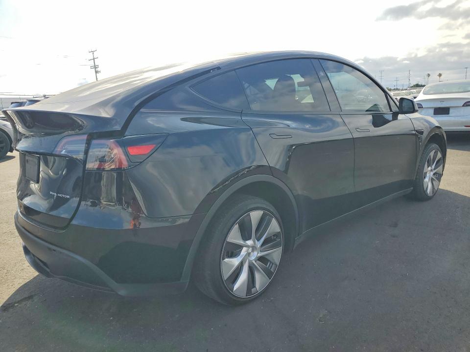 2023 Tesla Model Y მანქანა იყიდება აუქციონზე, vin: 7SAYGDEE6PA208714, აუქციონის ნომერი: 55050196