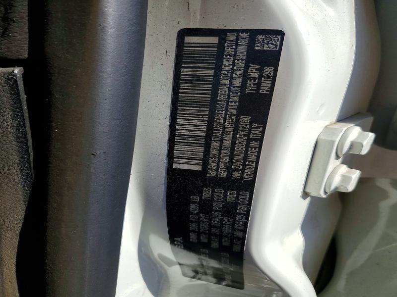 53535536 :رقم المزاد ، ZACNJBBB2KPK12180 vin ، 2019 Jeep Renegade مزاد بيع