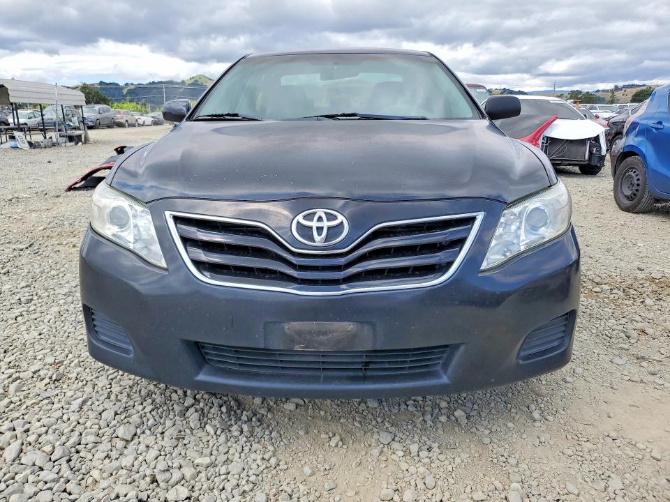 2010 Toyota Camry მანქანა იყიდება აუქციონზე, vin: 4T1BF3EK3AU553962, აუქციონის ნომერი: 52255386